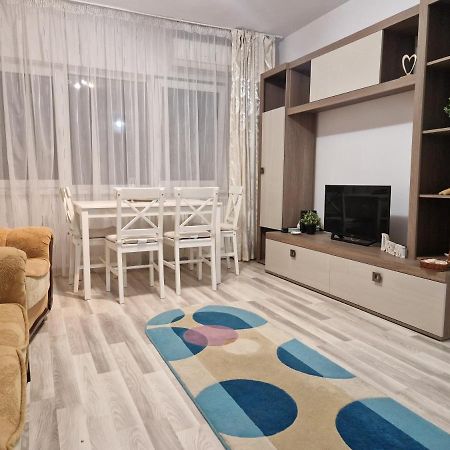 City Center Apartment Букурещ Екстериор снимка