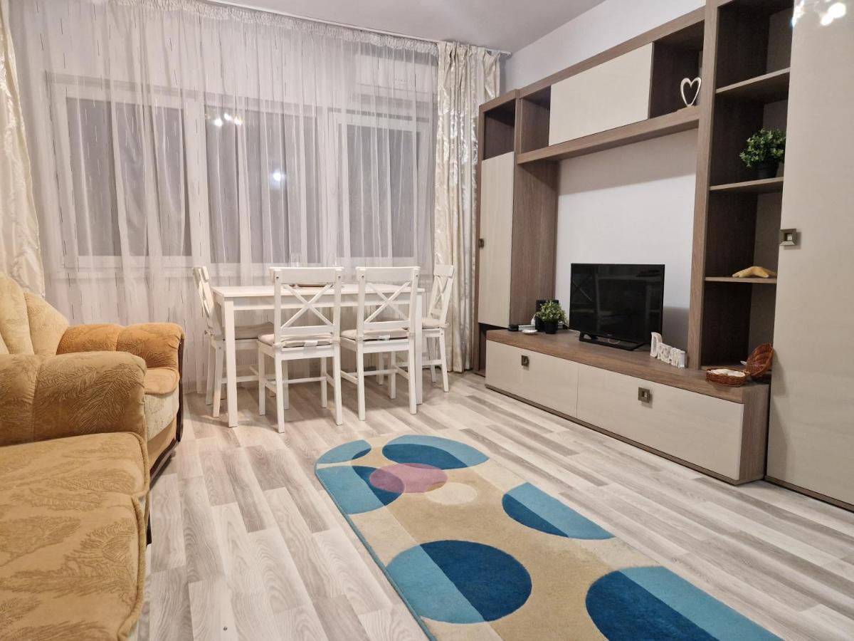 City Center Apartment Букурещ Екстериор снимка