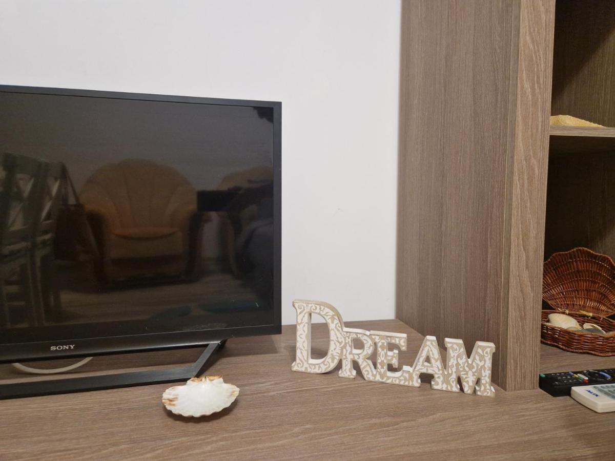City Center Apartment Букурещ Екстериор снимка